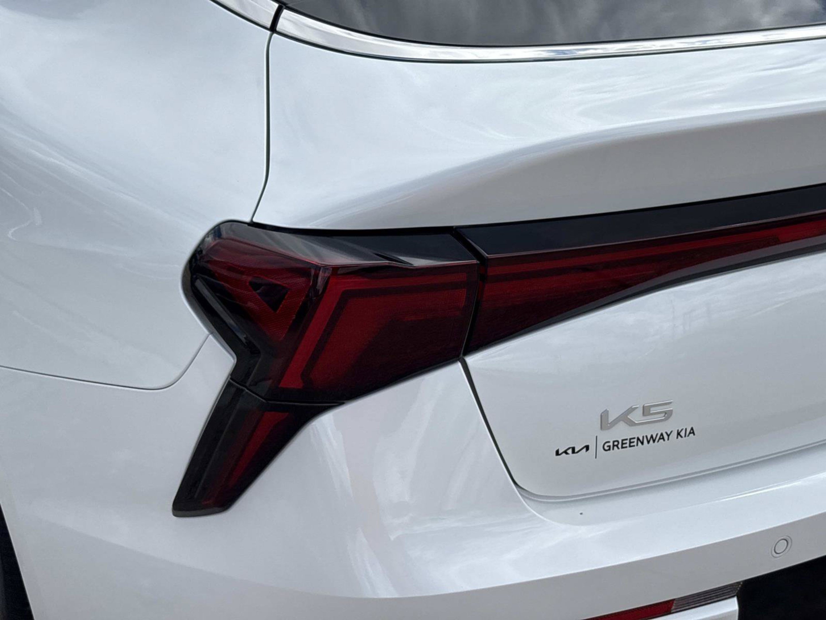 New 2027 Kia K5 GT-Line FWD image 32