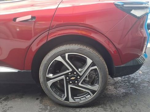 New 2025 Chevrolet Equinox EV LT w/ Convenience Package II image 7