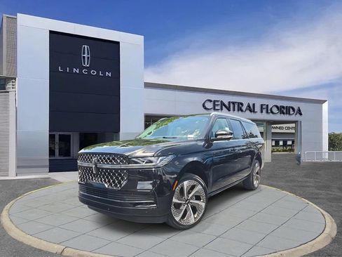 New 2027 Lincoln Navigator L Black Label RWD image 28