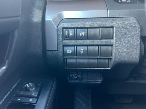 Used 2025 Toyota Tacoma SR5 image 32