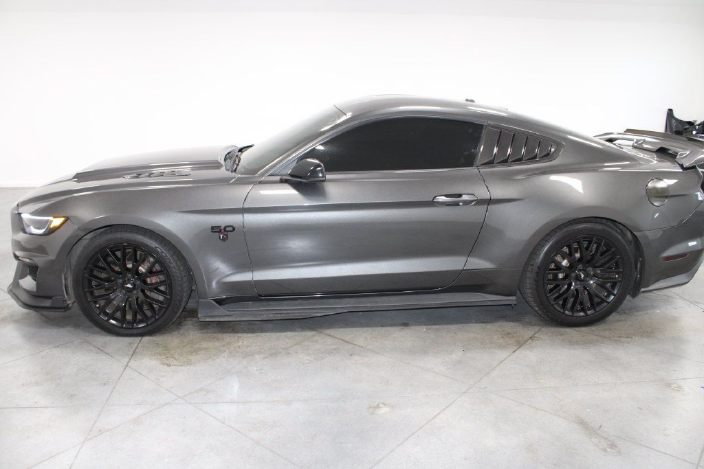 Used 2017 Ford Mustang GT Premium w/ GT Performance Package RWD image 6