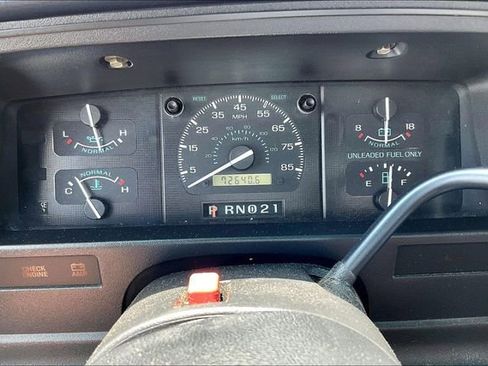 Used 1994 Ford E-350 and Econoline 350 XLT RWD image 22