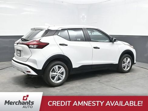 Used 2024 Nissan Kicks S FWD image 7