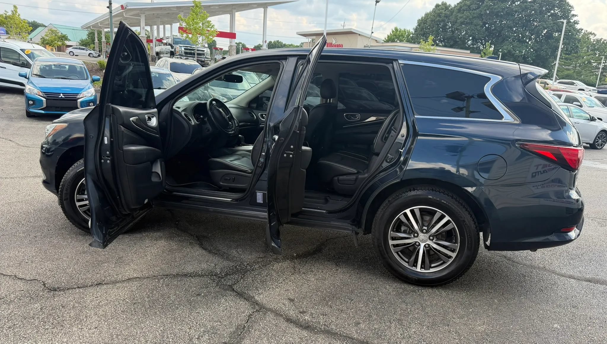 Used 2019 INFINITI QX60 Pure AWD/4WD image 11
