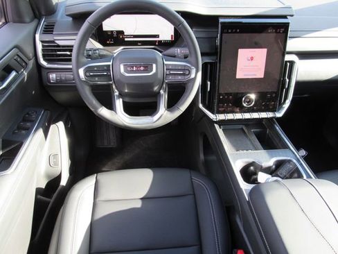 New 2026 GMC Acadia Elevation image 17