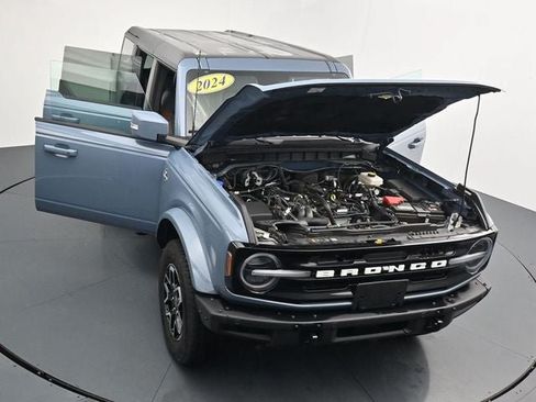 Certified 2024 Ford Bronco Outer Banks AWD/4WD image 39