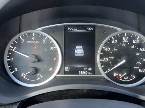 Used 2016 Nissan Sentra SV image 39