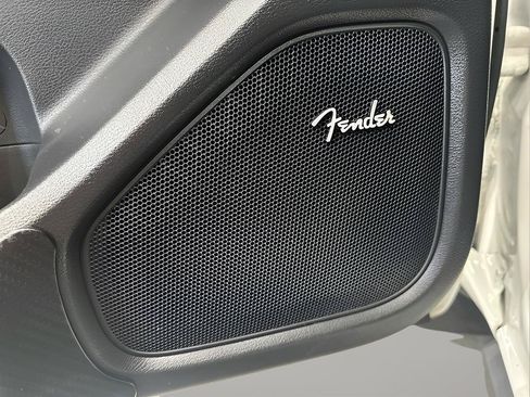 Used 2022 Nissan Frontier PRO-4X w/ Pro-4X Premium Package AWD/4WD image 12