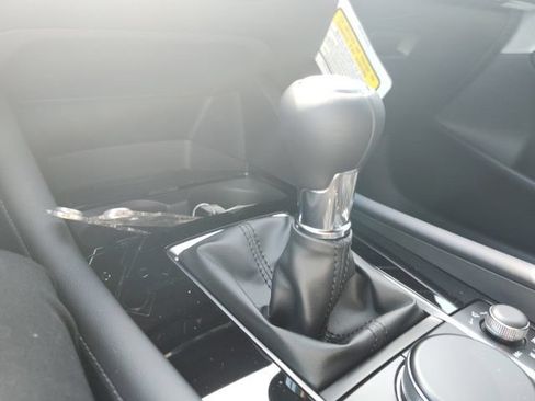 New 2026 MAZDA MAZDA3 2.5 S Hatchback w/ Premium Pkg FWD image 31