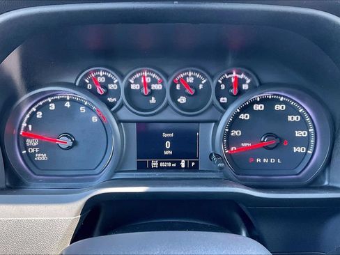 Used 2022 Chevrolet Silverado 1500 Custom Trail Boss w/ LPO, Dark Essentials Package AWD/4WD image 17
