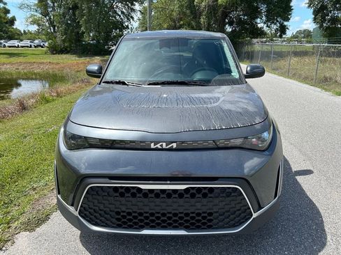 Used 2023 Kia Soul LX w/ Option Group 015 FWD image 9