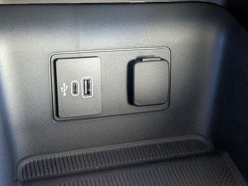 New 2026 Ford Explorer Active w/ Active Comfort Package image 28