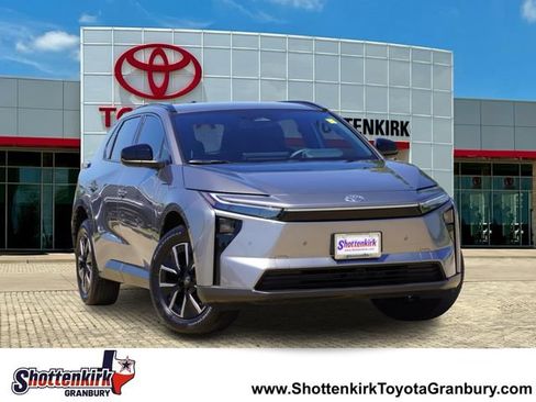 Used 2026 Toyota bZ FWD image 1