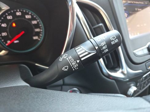 Used 2022 Chevrolet Equinox LT AWD/4WD image 62