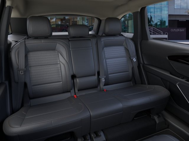 New 2026 Lincoln Nautilus Reserve AWD/4WD image 11