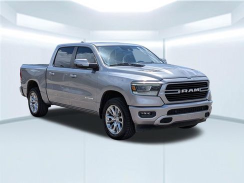 Used 2023 RAM 1500 Laramie AWD/4WD image 8