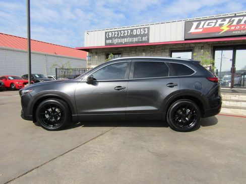 Used 2018 MAZDA CX-9 Sport image 2