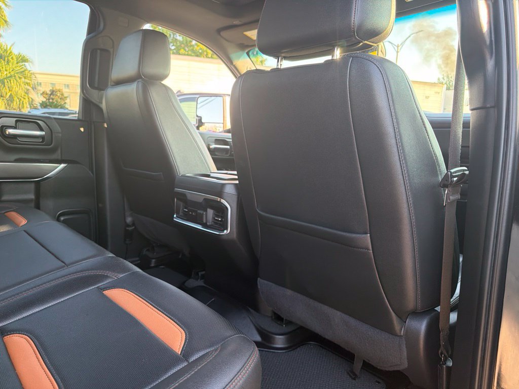 Used 2022 GMC Sierra 2500 AT4 w/ AT4 Preferred Package AWD/4WD image 15