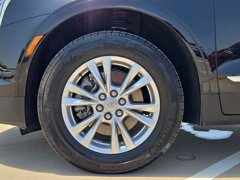 Used 2024 Cadillac XT5 Luxury FWD image 12