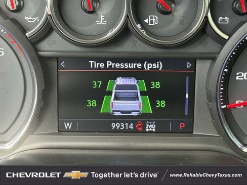 Used 2020 Chevrolet Silverado 1500 LT Trail Boss AWD/4WD image 19