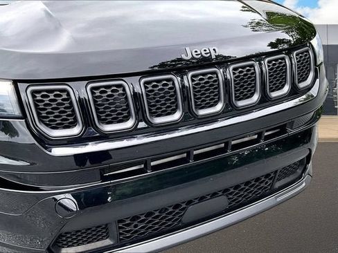 Used 2023 Jeep Compass High Altitude AWD/4WD image 28