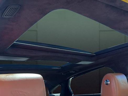 Used 2017 Jaguar XJ L Portfolio image 25