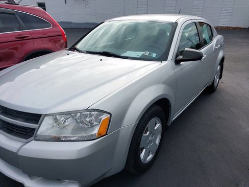 Used 2008 Dodge Avenger SE image 9