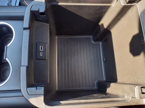 Used 2023 GMC Yukon AT4 image 12