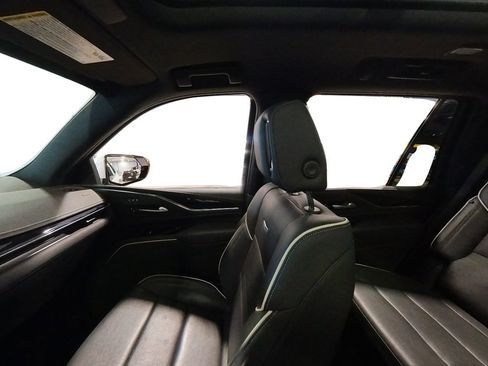 Used 2024 Cadillac Escalade Sport image 47