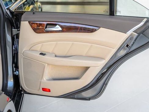 Used 2014 Mercedes-Benz CLS 550 4MATIC image 53