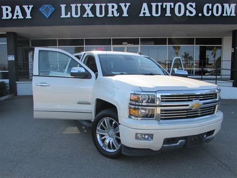Used 2014 Chevrolet Silverado 1500 High Country w/ High Country Premium Package AWD/4WD image 38