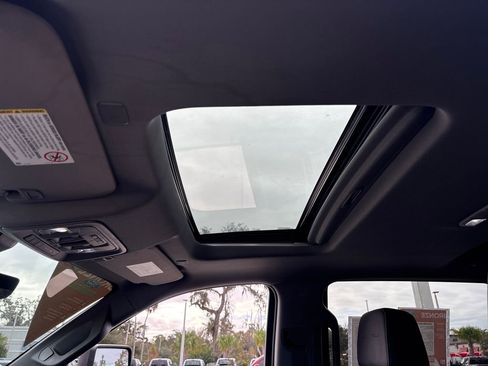 Used 2020 GMC Sierra 2500 Denali w/ Denali Ultimate Package image 9