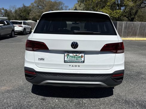 Used 2023 Volkswagen Taos S image 4