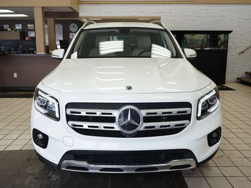 Used 2021 Mercedes-Benz GLB 250 GLB 250 image 17