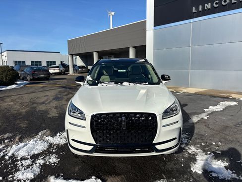 New 2026 Lincoln Corsair Reserve AWD/4WD image 2