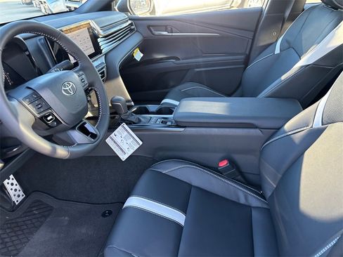 New 2026 Toyota Camry SE w/ Convenience Package image 8