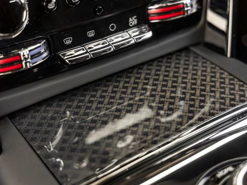 New 2027 Rolls-Royce Cullinan Black Badge AWD/4WD image 35