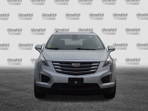 Used 2017 Cadillac XT5 Luxury w/ Driver Awareness Package image 6