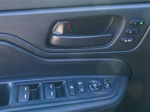 Used 2023 Honda Odyssey EX-L image 21