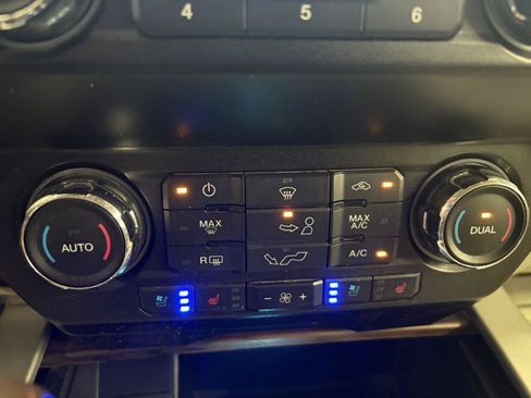 Used 2020 Ford F150 Lariat AWD/4WD image 32