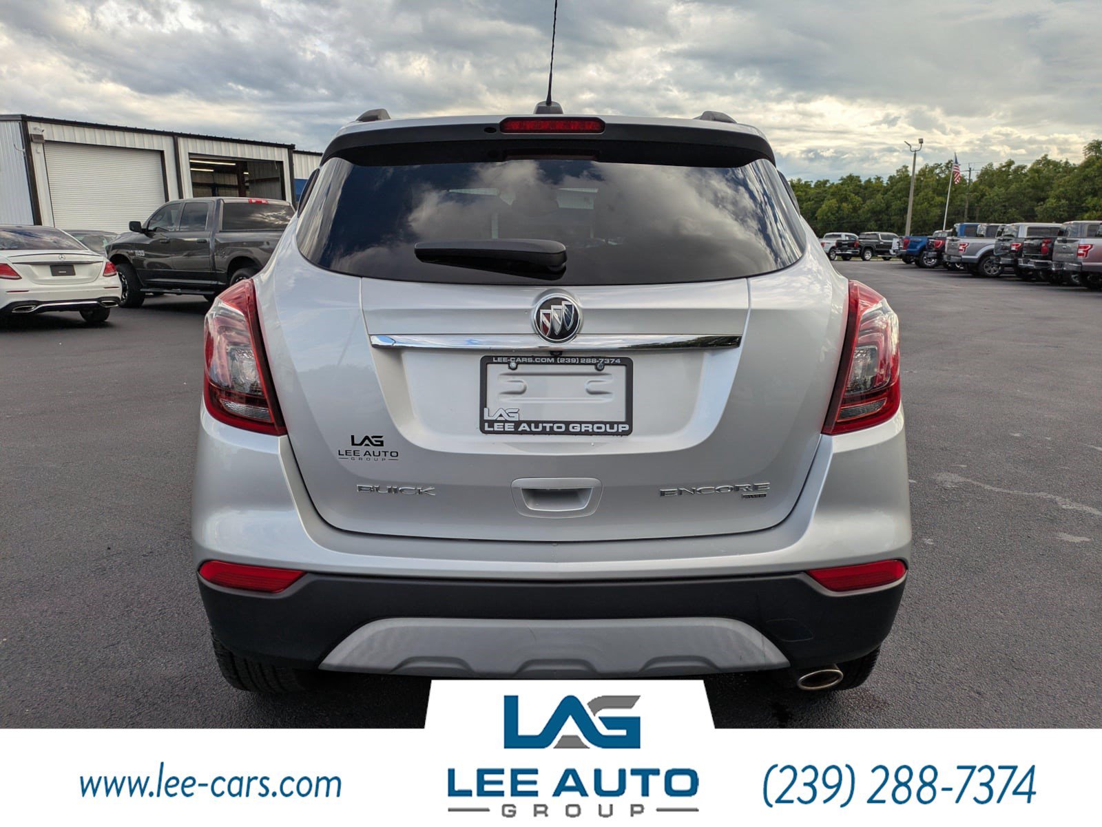Used 2017 Buick Encore Essence w/ Experience Buick Package AWD/4WD image 4