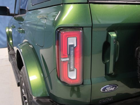 New 2025 Ford Bronco Outer Banks image 35