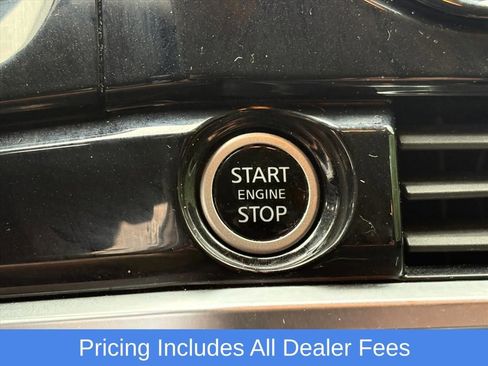 Used 2024 Nissan Pathfinder SV FWD image 14