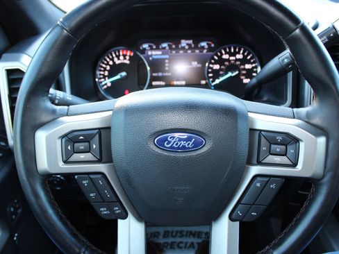 Used 2022 Ford F250 Platinum w/ FX4 Off-Road Package image 21