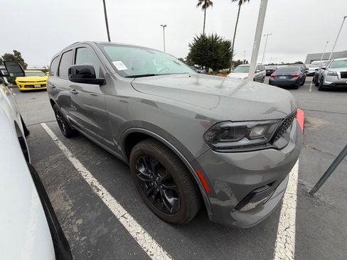 Used 2024 Dodge Durango SXT w/ SXT Blacktop Group RWD image 3