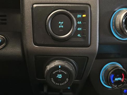 Used 2019 Ford F150 Raptor w/ Equipment Group 802A Luxury AWD/4WD image 28