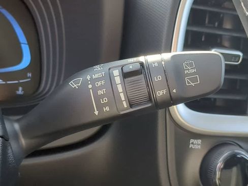 New 2026 Hyundai Venue SEL FWD image 27
