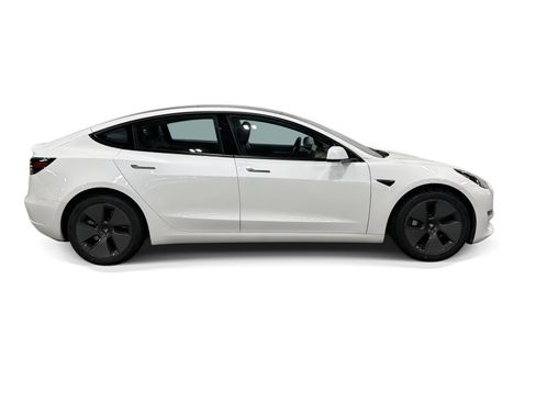 Certified 2023 Tesla Model 3 Standard Range RWD image 7