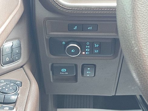 Used 2023 Ford Expedition King Ranch AWD/4WD image 35