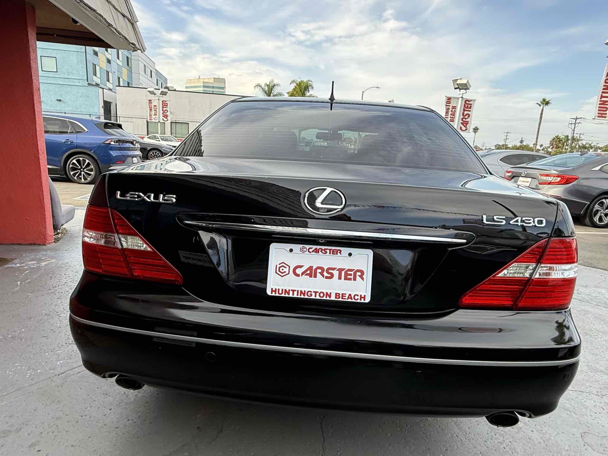 Used 2005 Lexus LS 430 RWD image 4